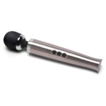 Buy the Le Wand Diecast Rechargeable Massager Silver at Cloud Climax